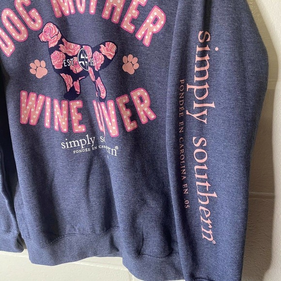 Simply Southern Sz Medium Dog Mother Wine Lover Graphic Sweatshirt Gray - Picture 2 of 7
